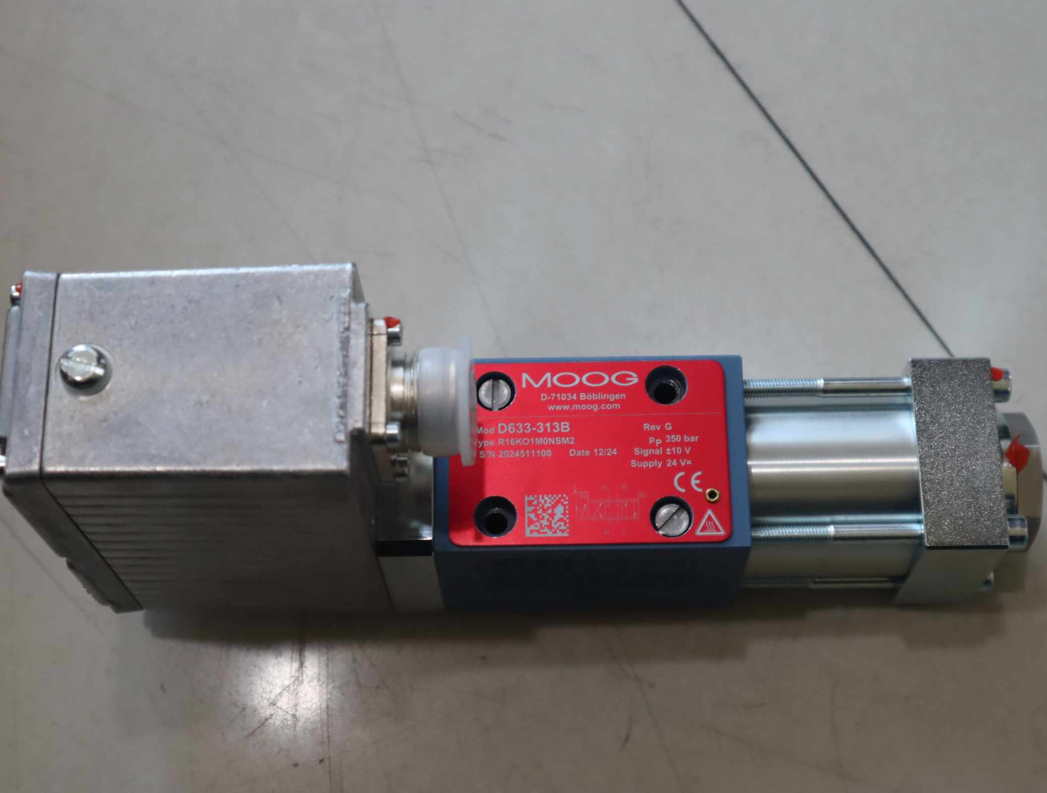 穆格MOOG伺服阀D633-313B R16KO1M0NSM2