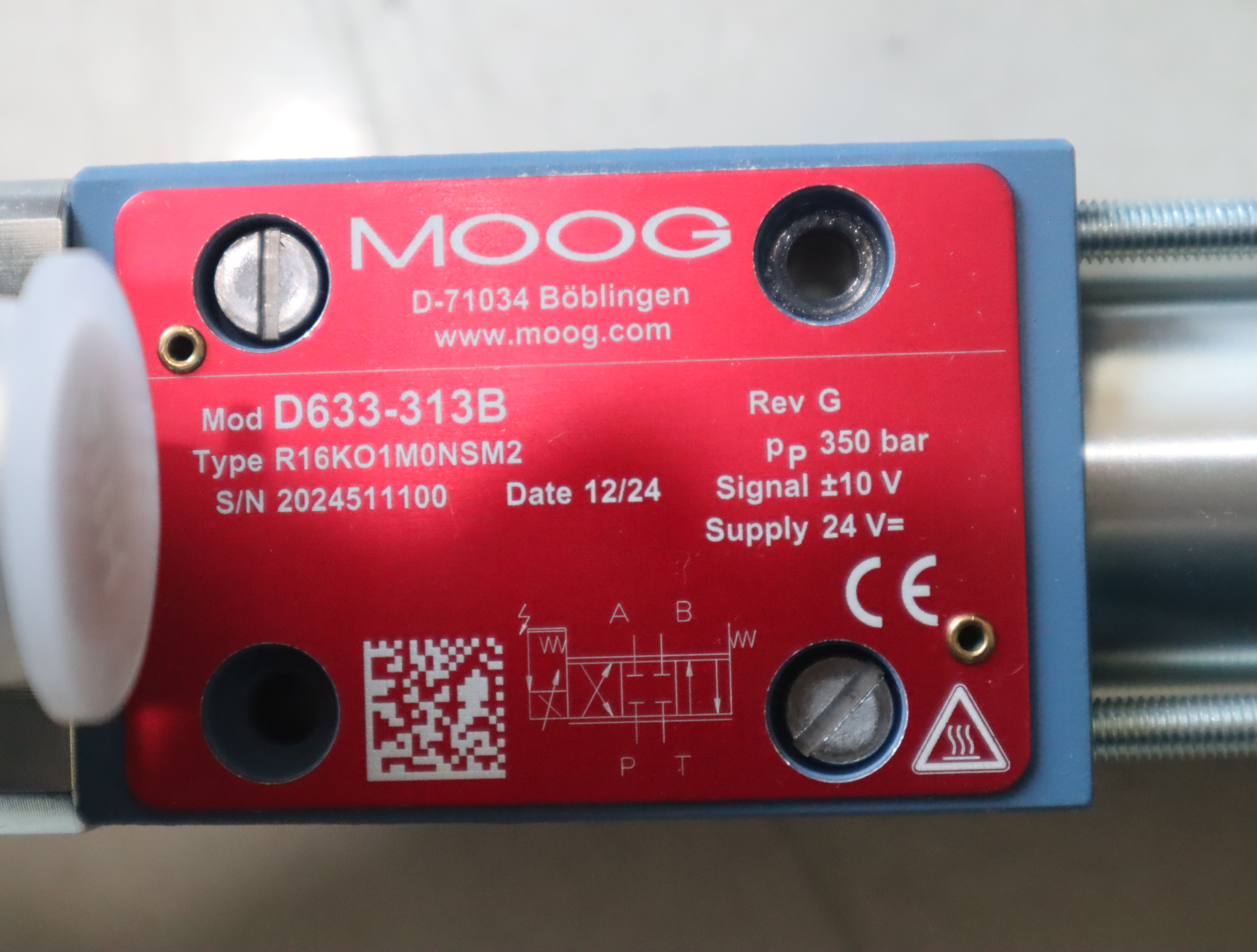 穆格MOOG伺服阀D633-313B R16KO1M0NSM2