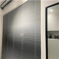 德阳市遮光百叶窗批发  百叶窗安装师傅上门服务