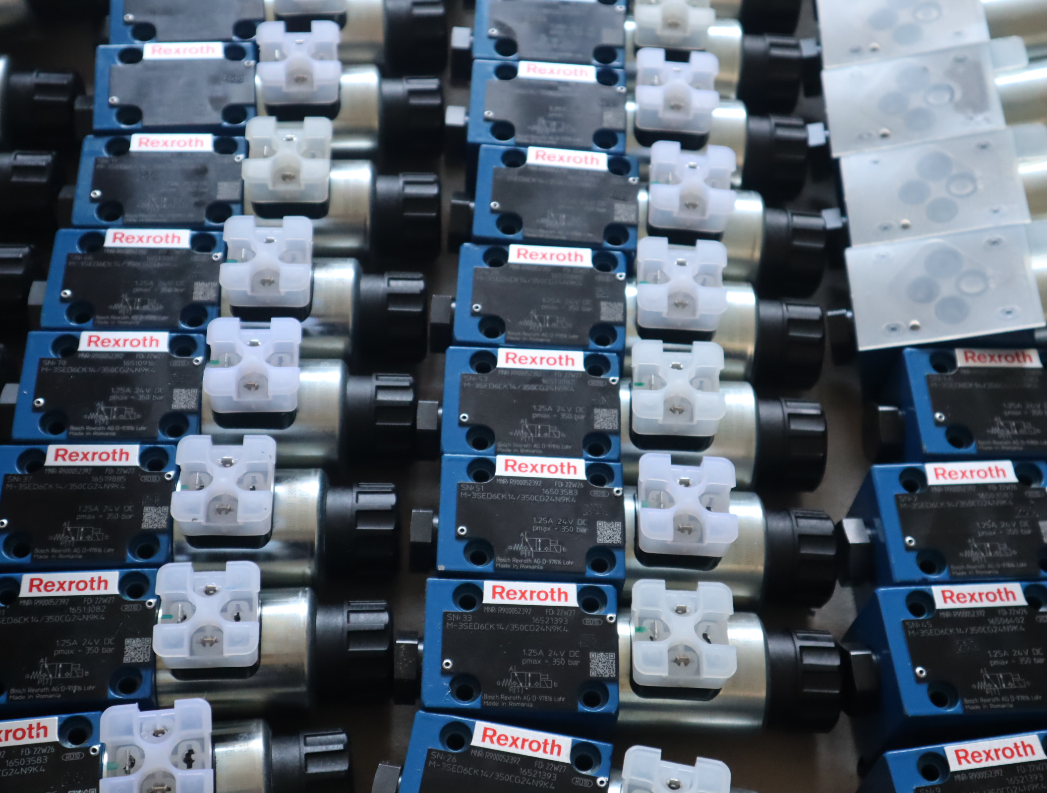 M-3SED6CK1X/350CG24N9K4 R900052392 德国力士乐REXROTH电磁球阀