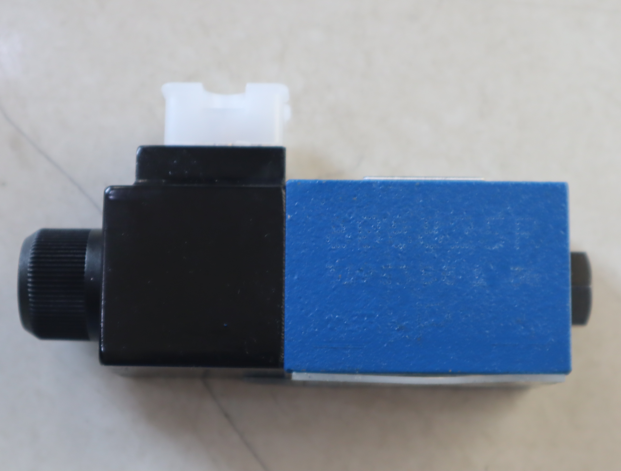 4WE6D6X/EG220N9K4/V R901008688 德国力士乐REXROTH电磁阀