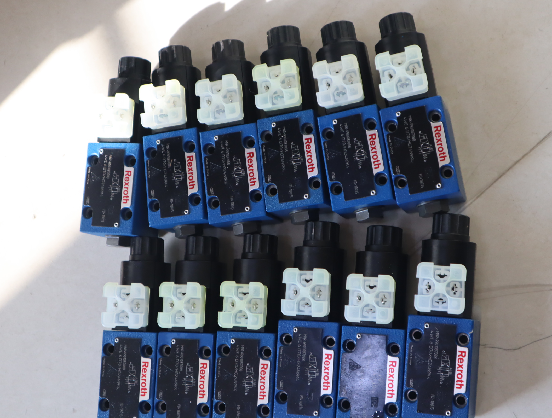 4WE6D7X/HG24N9K4 R901087088 德国力士乐REXROTH电磁阀