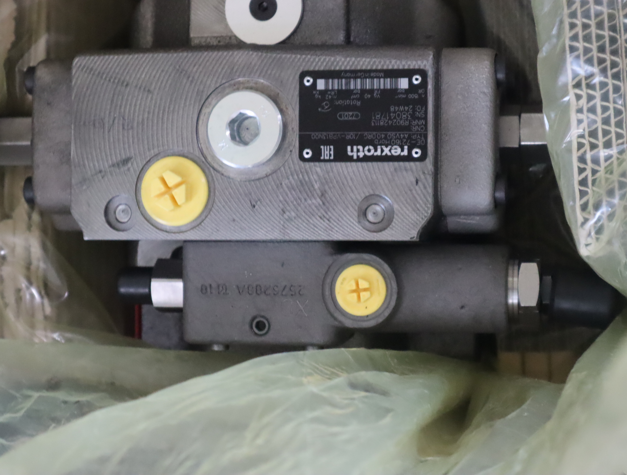 A4VSO40DRG/10R-VPB13N00 R902428113 德国力士乐REXROTH柱塞泵