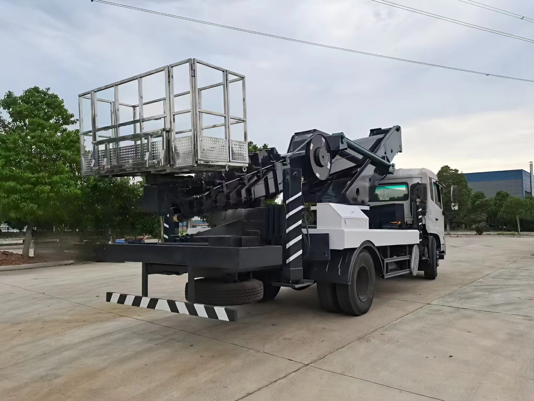 直臂式高空作业车厂家