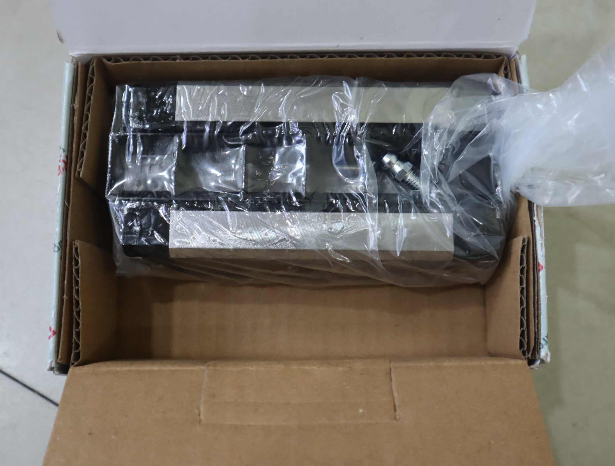 R162471320 KWD-030-SLH-C1-H-1 德国力士乐REXROTH滑块