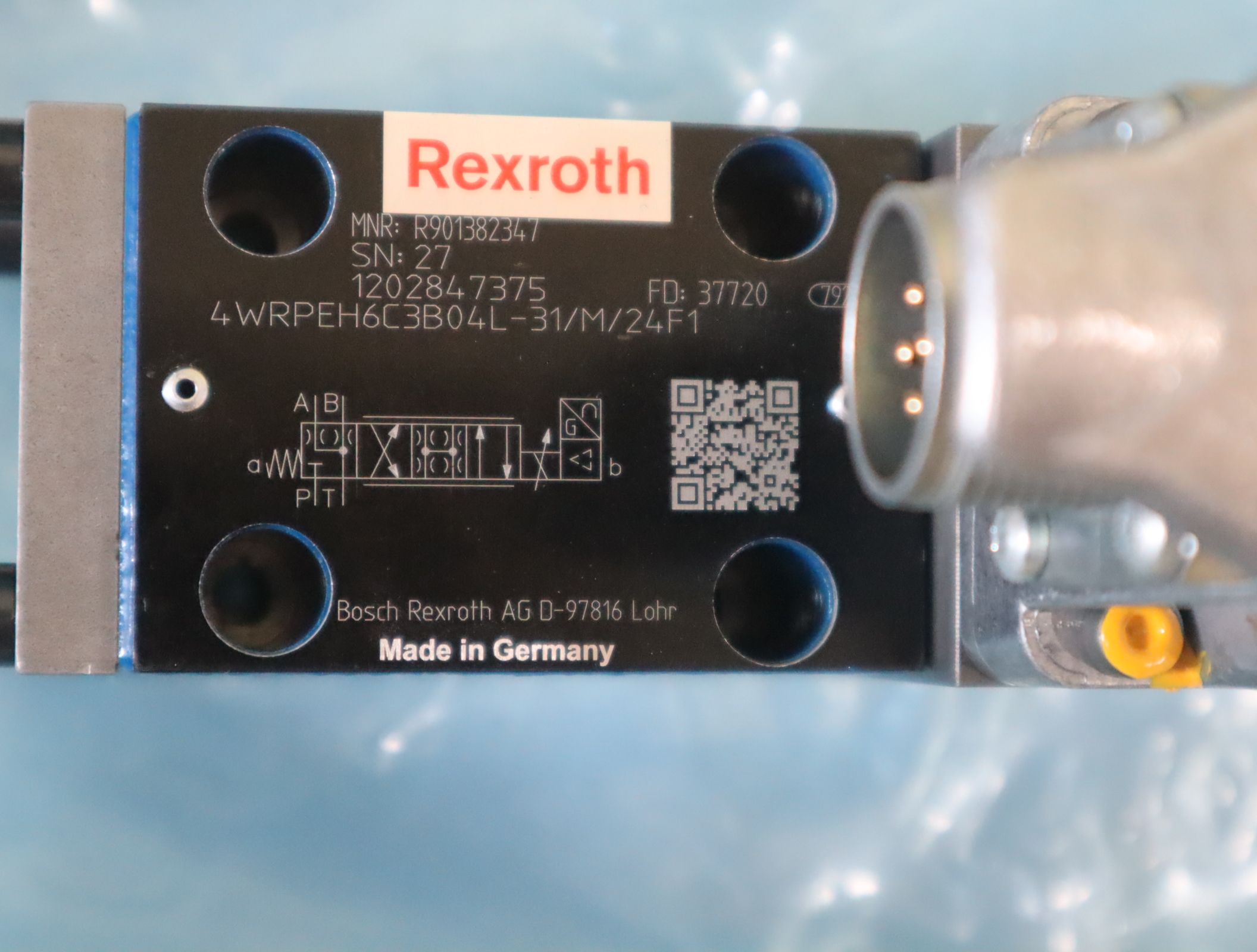 4WRPEH6C3B04L-3X/M/24F1 R901382347 德国力士乐REXROTH比例阀