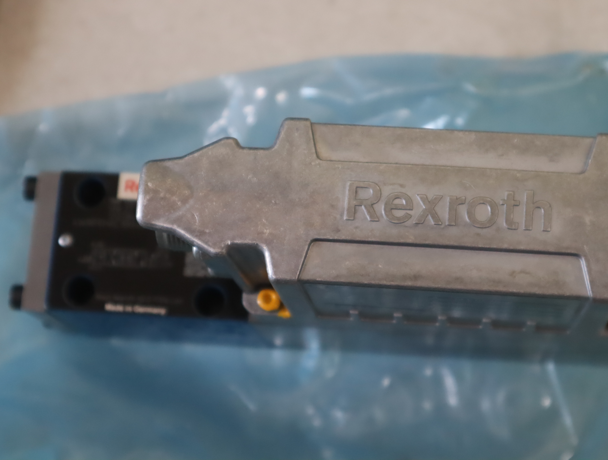4WRPEH6C3B04L-3X/M/24F1 R901382347 德国力士乐REXROTH比例阀