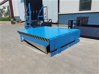 厦门物流码头升降平台 装卸货升降平台 电动登车桥