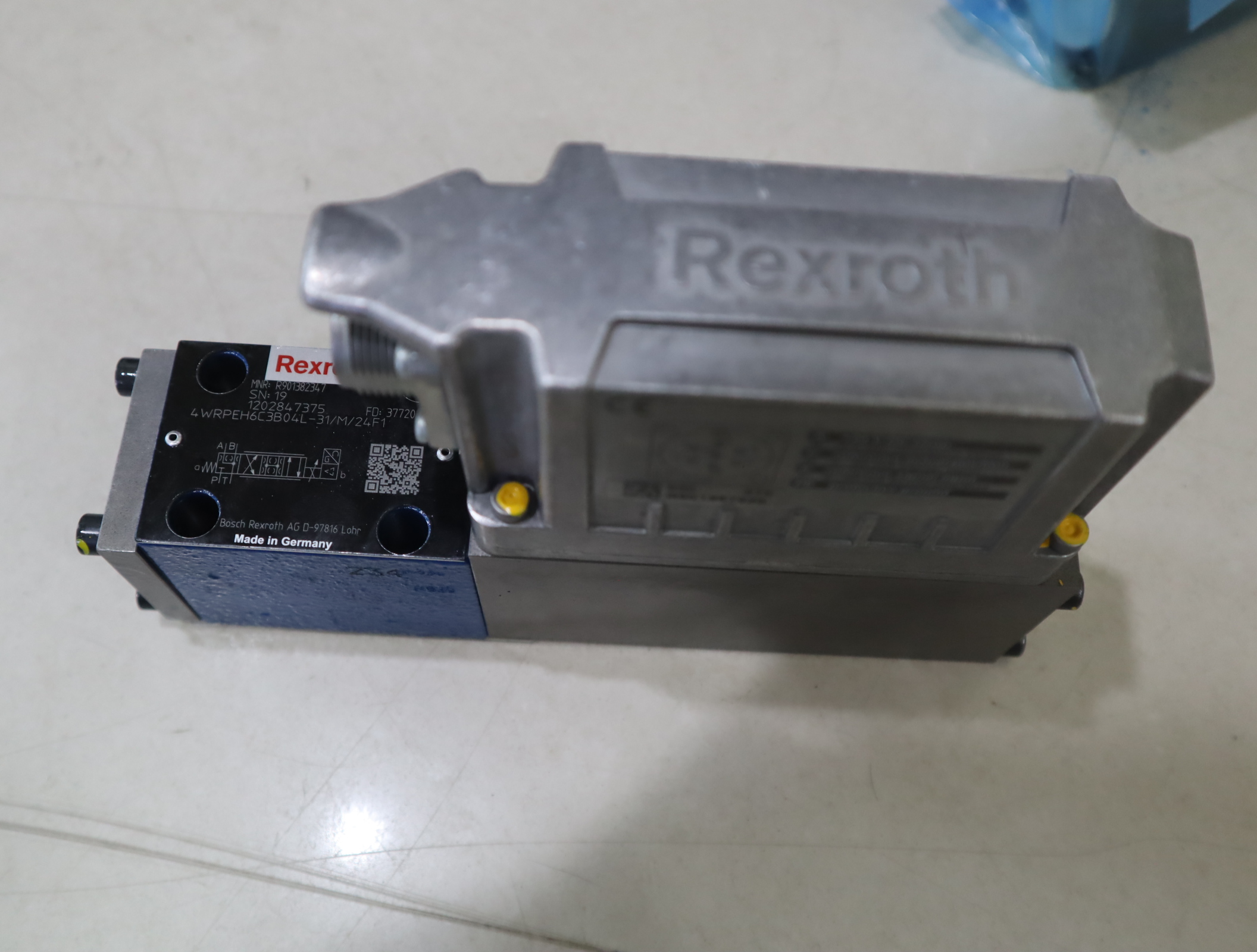 德国力士乐REXROTH伺服阀4WRPEH6C3B04L-31/M/24F1 R901382347