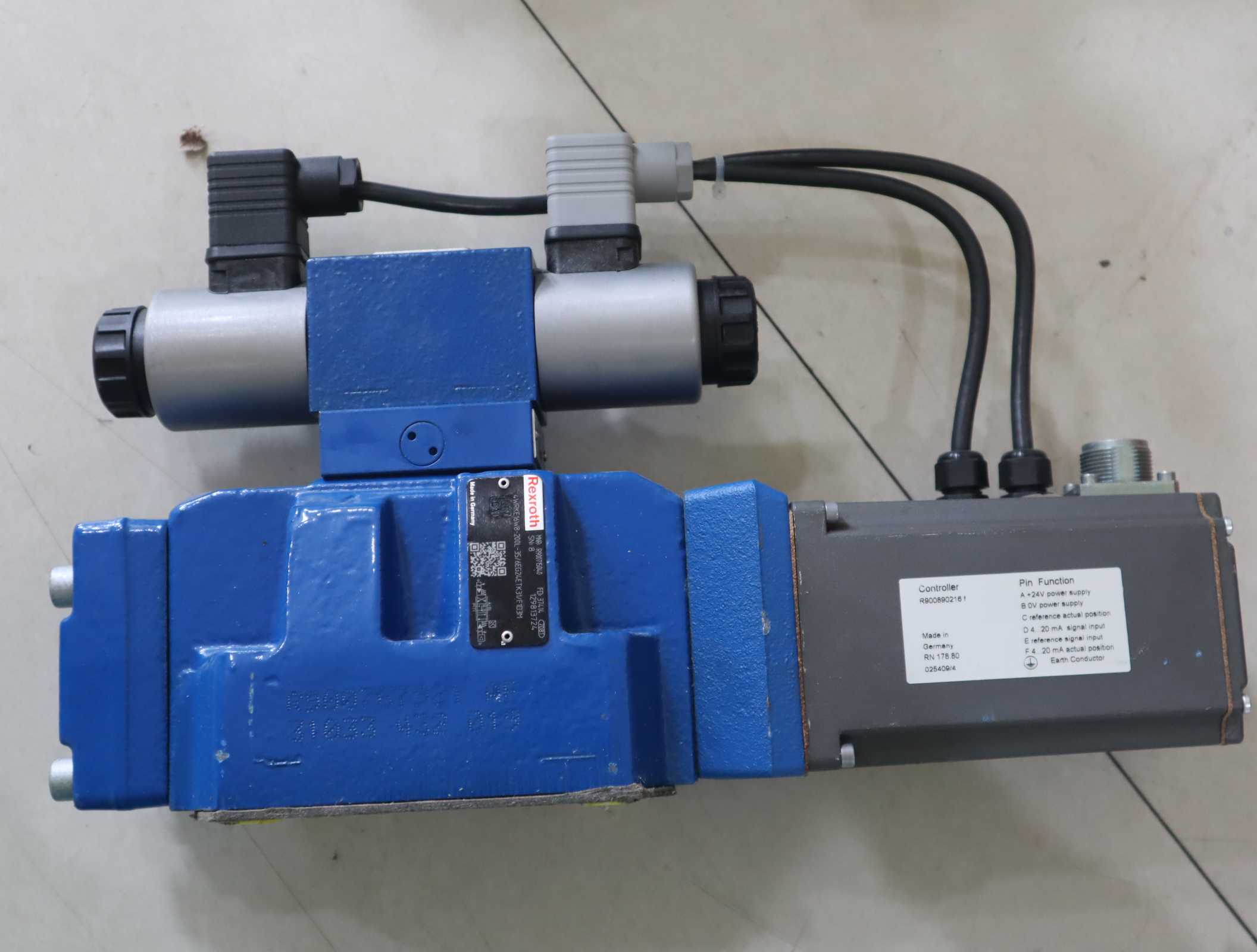 4WRKE16W8-200L-35/6EG24ETK31/F1D3M R900715040 力士乐REXROTH阀