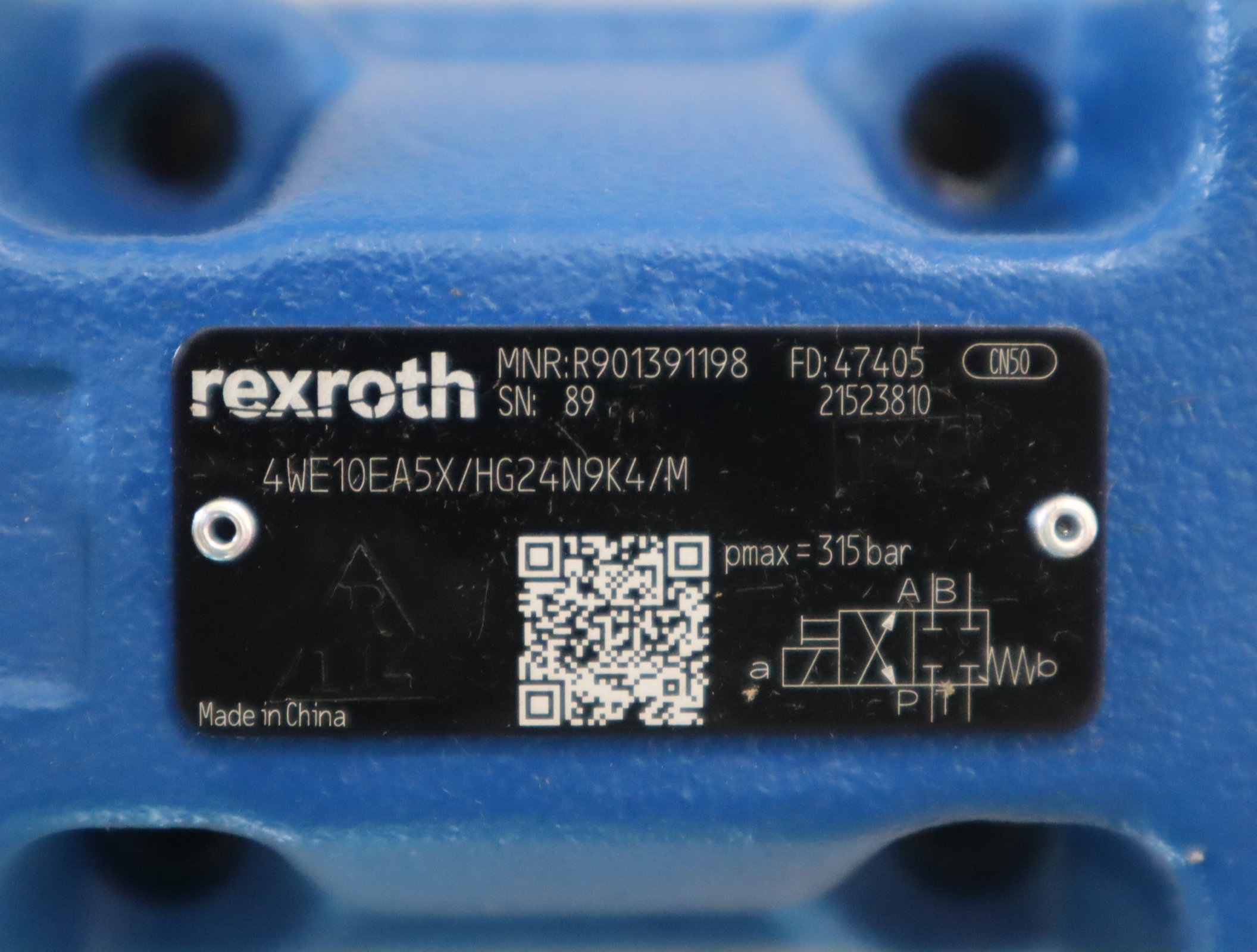 4WE10EA52/HG24N9K4/M R901391198 德国力士乐REXROTH电磁阀