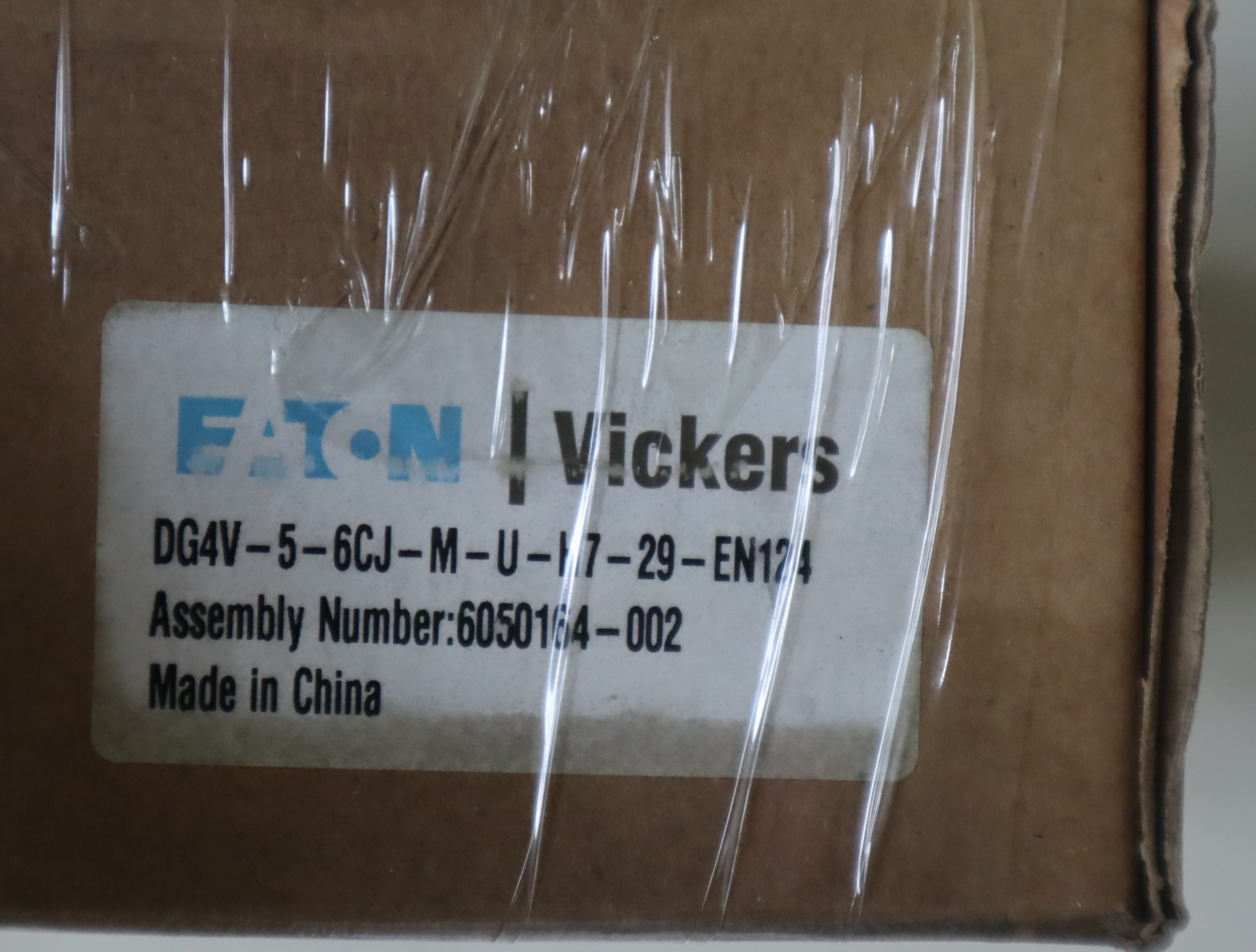 DG4V-5-6CJ-M-U-H7-29-EN124 6050164-002 威格士VICKERS电磁阀