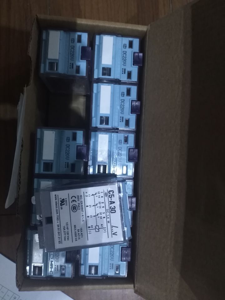 CT2-E30/L  CT2-W30/L   继电器底座RELECO宜科 有货有货
