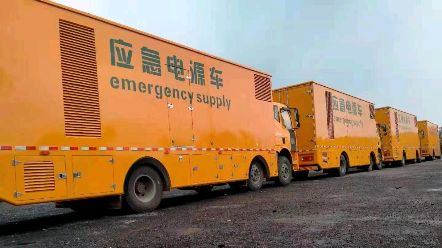 新余发电机出租租赁，柴油发电机耗油低，功率强劲，质量保证