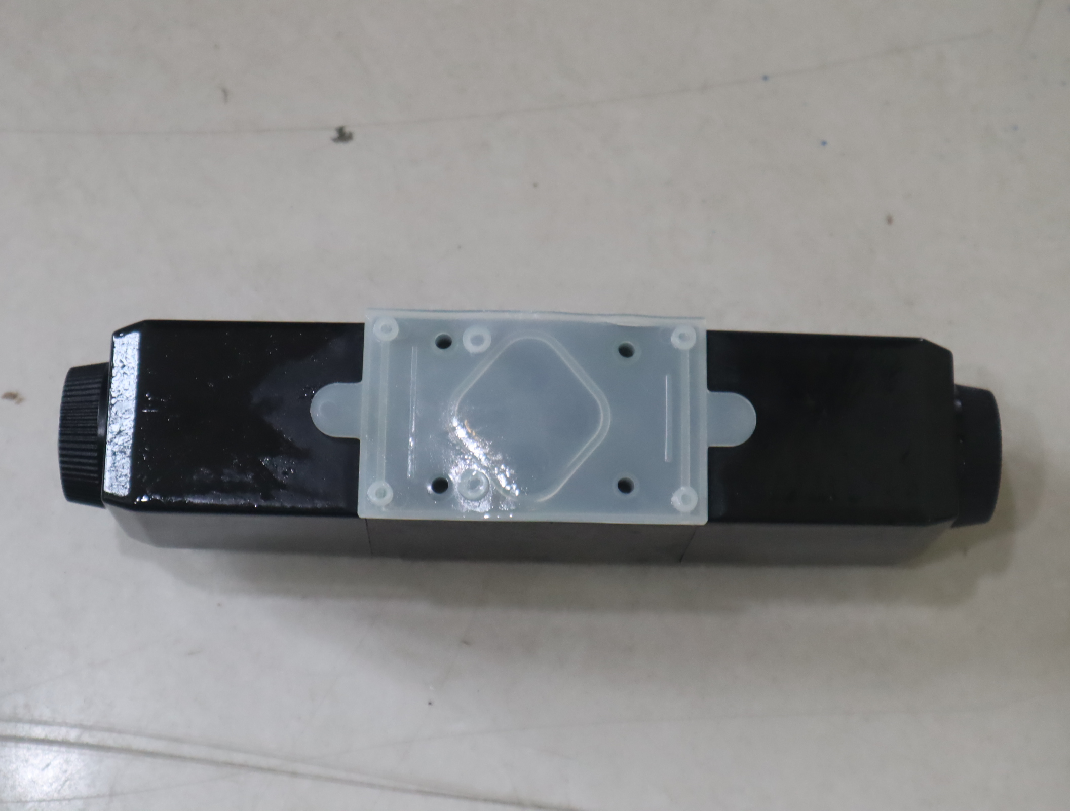 DG4V-3-6C-M-U-H7-69 6050138-001 美国威格士VICKERS电磁阀