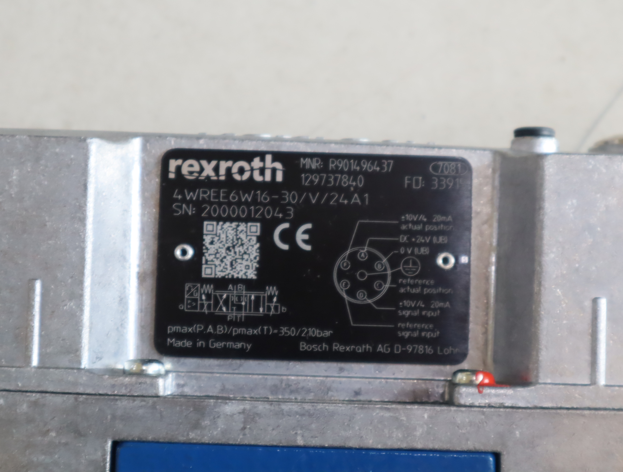 4WREE6W16-30/V/24A1 R901496437 德国力士乐REXROTH比例阀