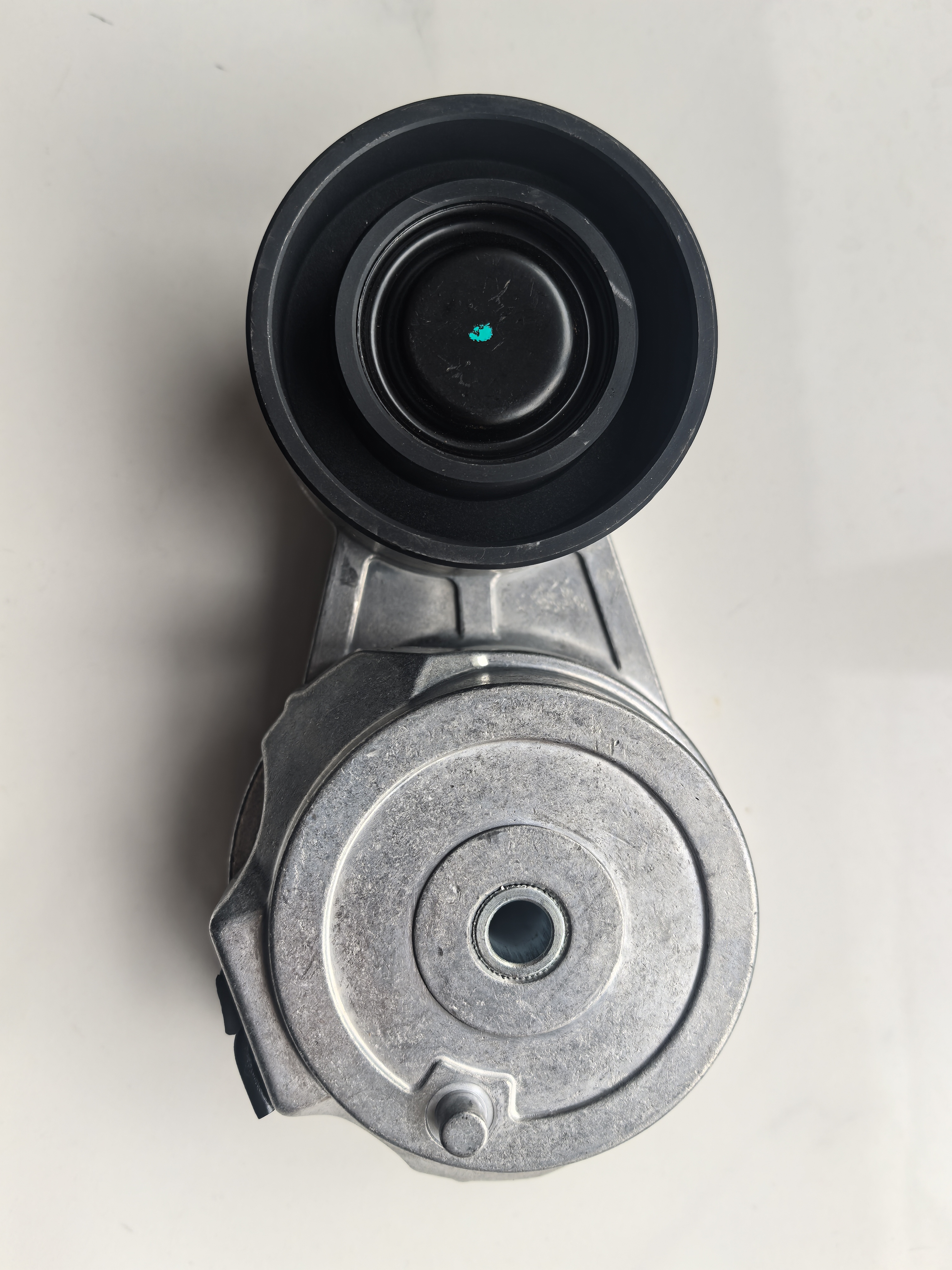 张紧轮24201573适用于沃尔沃TAD570/1/2VE 550-551VE价格853元