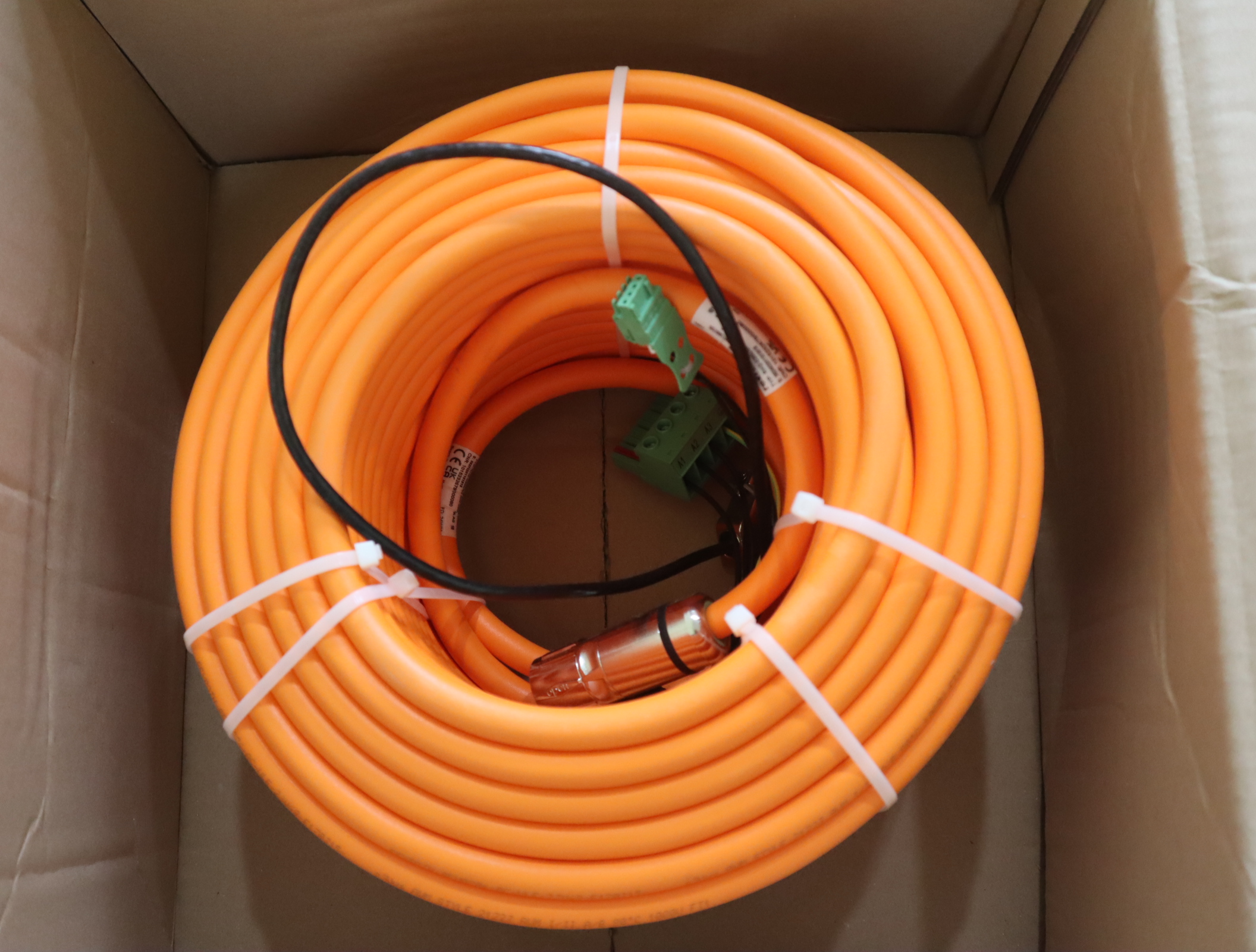 R911385725 RH2-025DBB-NN-050,0 德国力士乐REXROTH电缆接头50米