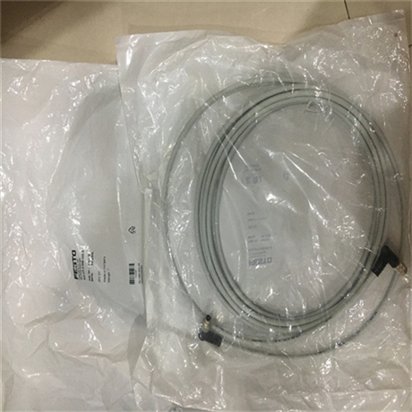 SME-8M-DS-24V-K-2,5-OE接近开关574335