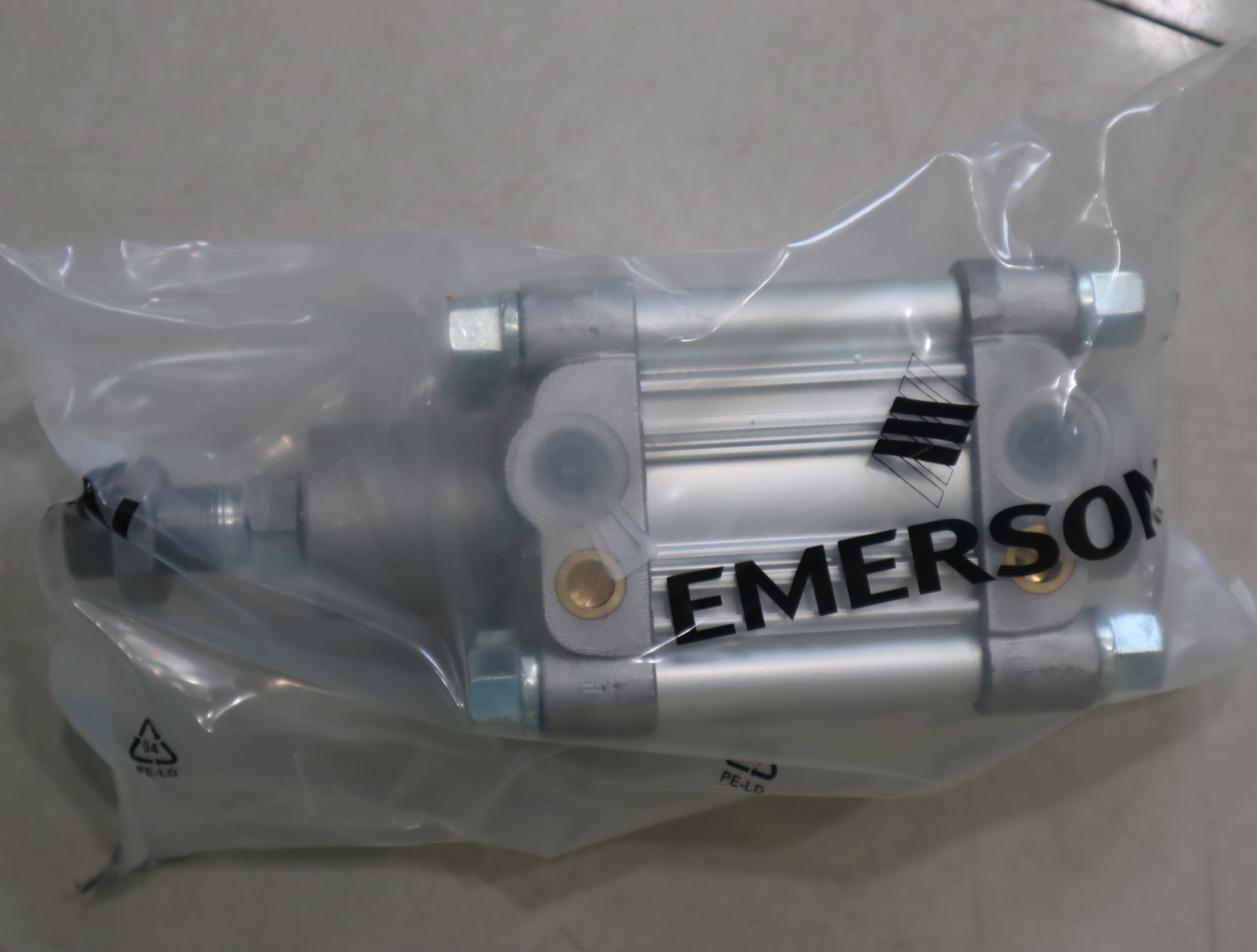 R480061859  安沃驰AVENTICS气动阀线圈气缸