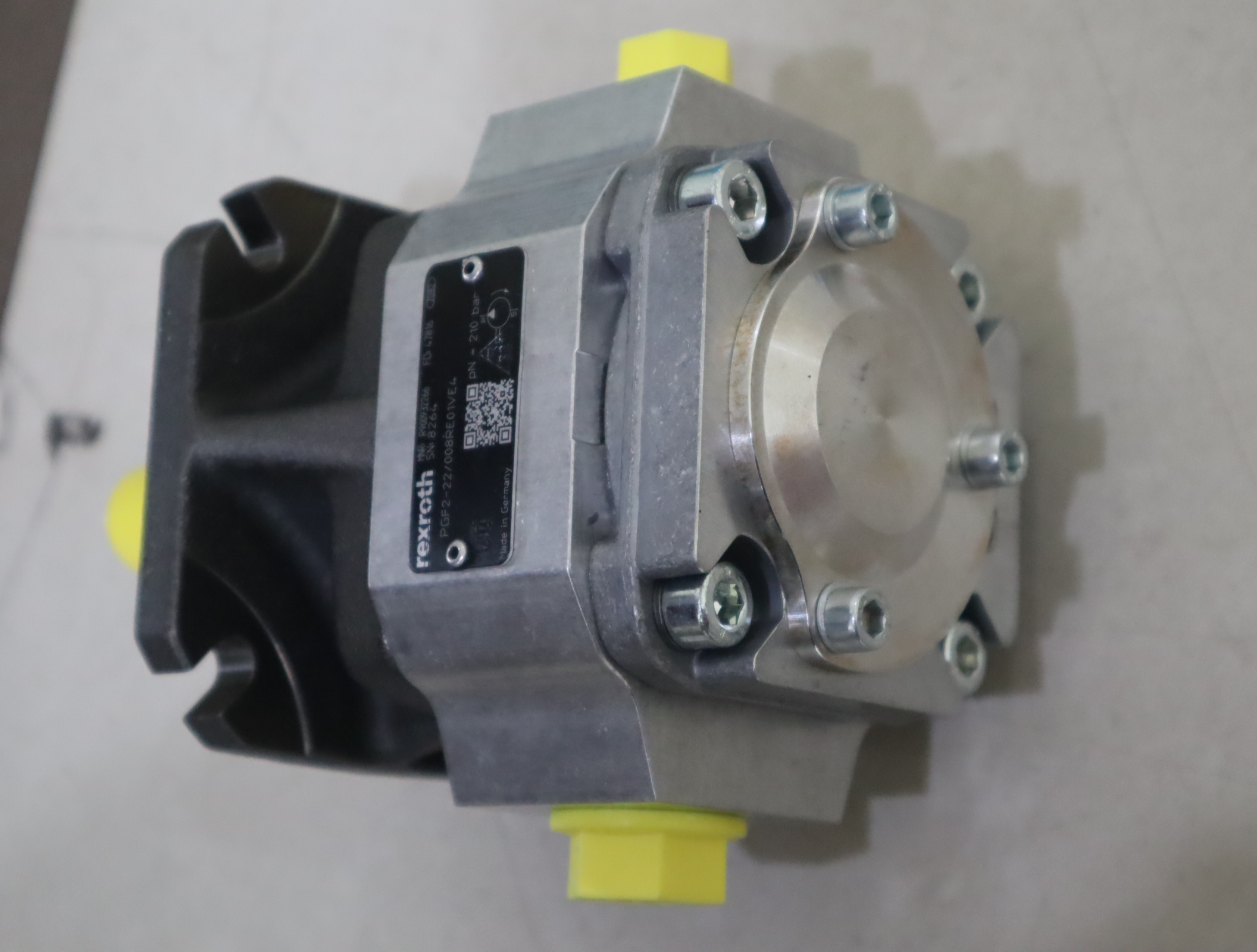 PGF2-22/008RE01VE4 R900932266 德国力士乐REXROTH齿轮泵