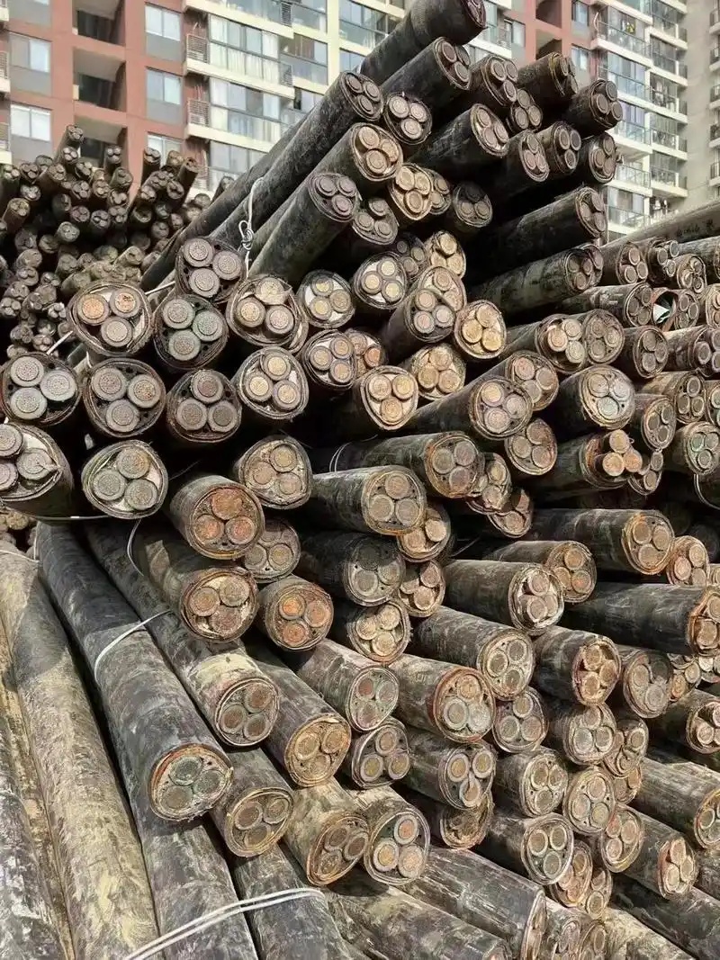 建 邺 网线电缆回收 金属废料 整厂报废设备仪器仪表收购 亿兴物资