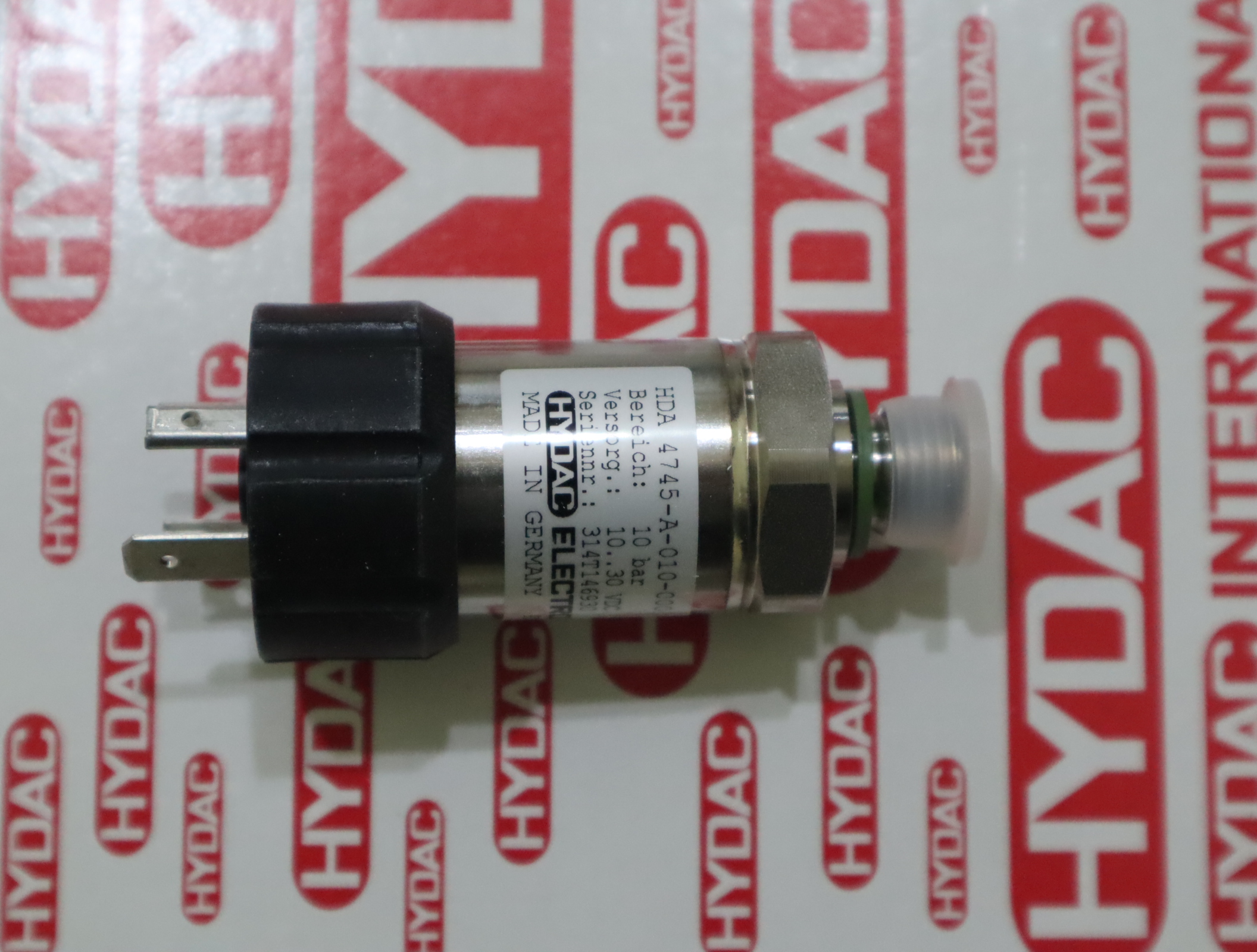 HDA4745-A-010-000 907558 德国贺德克HYDAC 压力温度传感器