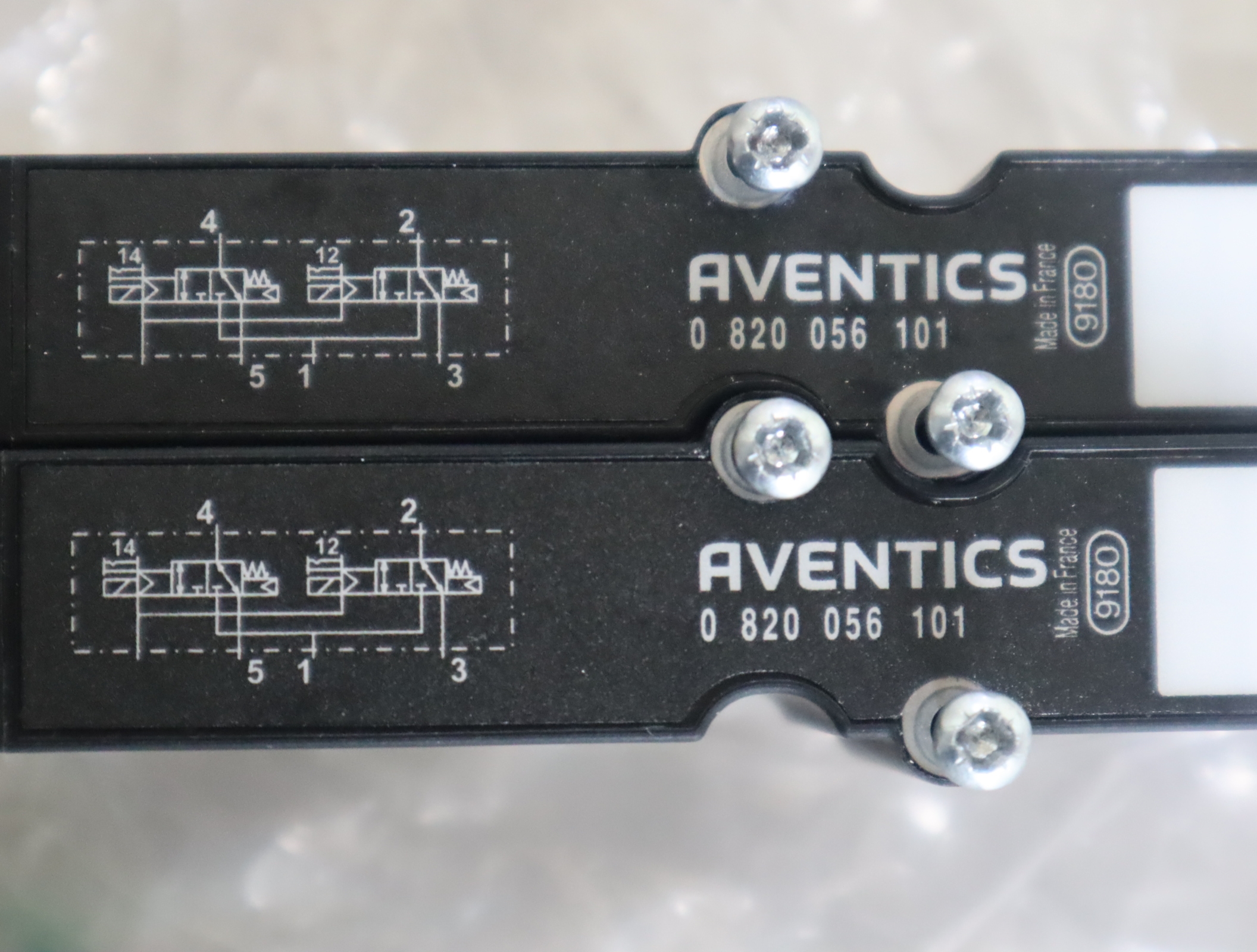 0820056101 R422004023 R422003967 德国安沃驰AVENTICS气动阀