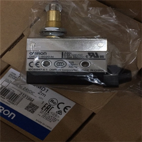 OMRON光电开关E2EW-X7B1T12