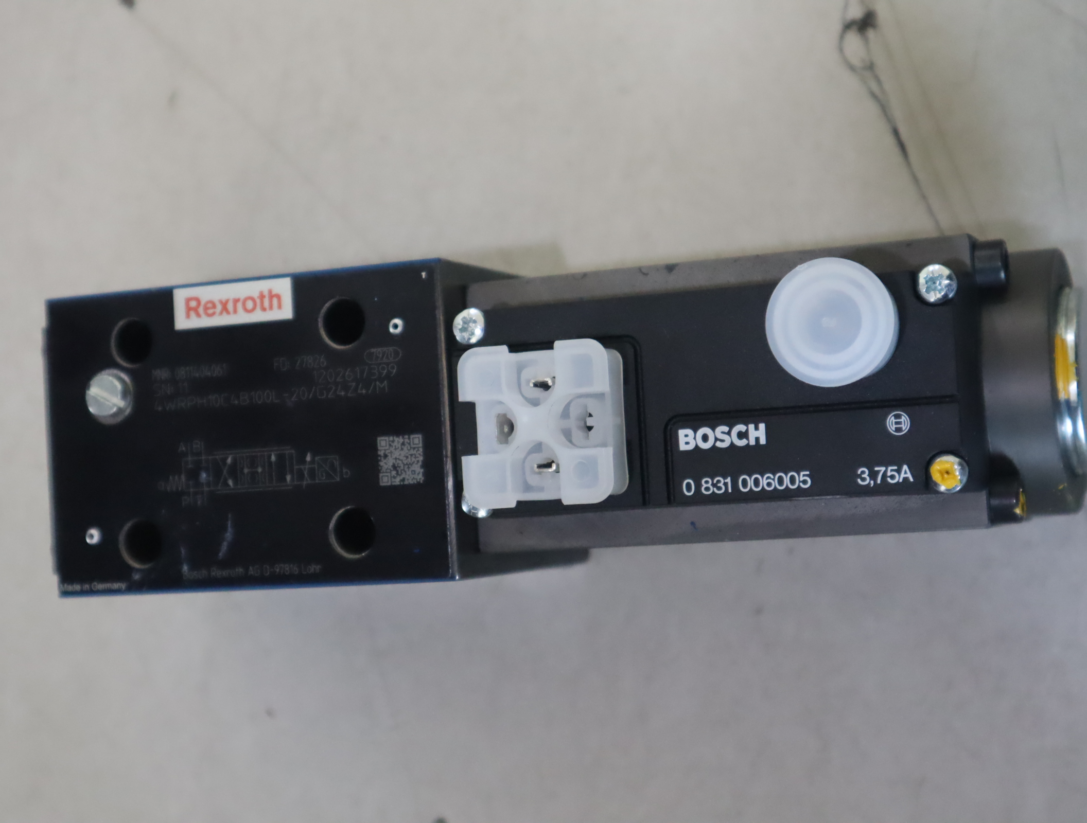 0811404061 4WRPH10C4B100L-20/G24Z4/M 力士乐REXROTH比例阀