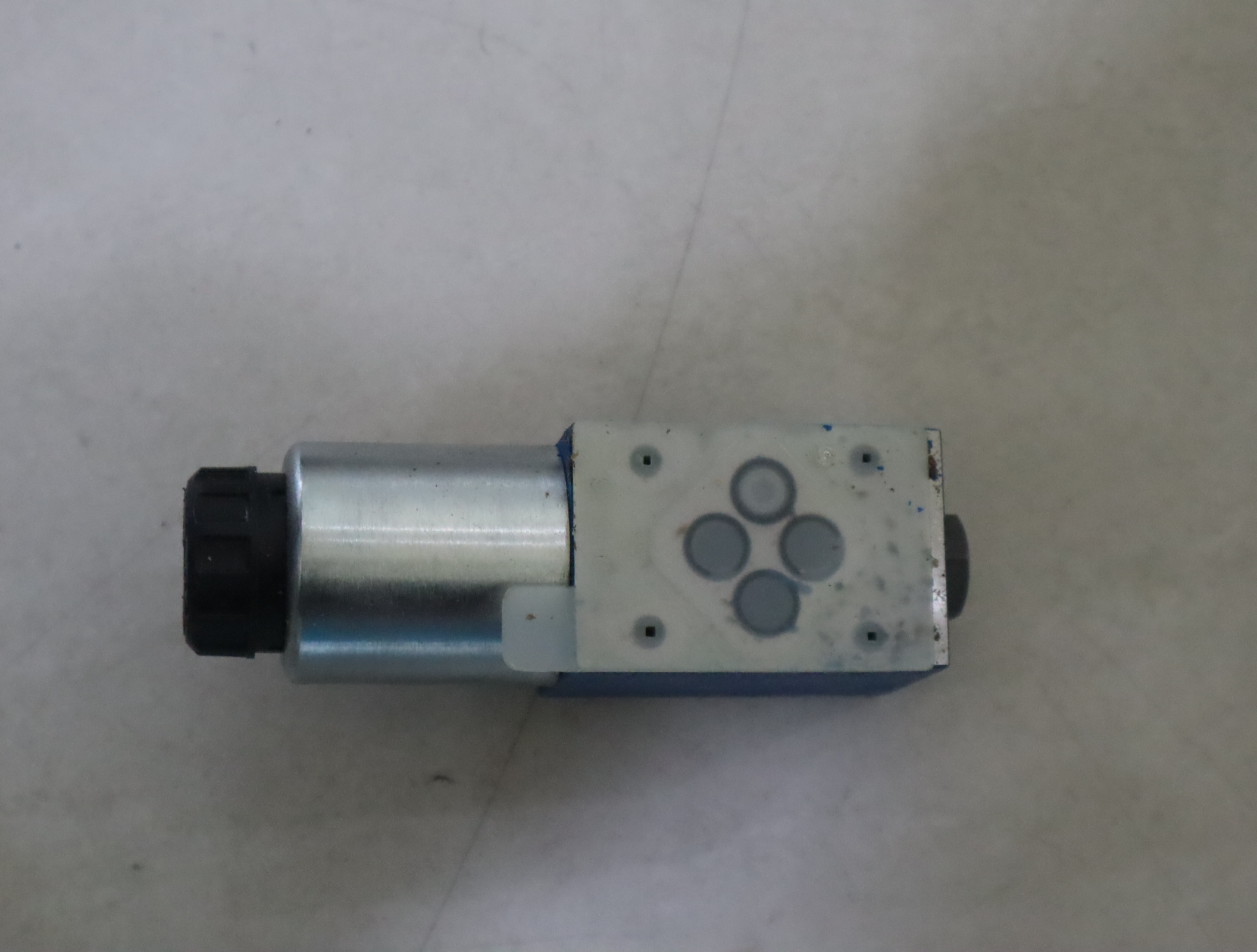 4WE6D6X/EG24N9K4/B10 R900915069 德国力士乐REXROTH电磁阀印度产