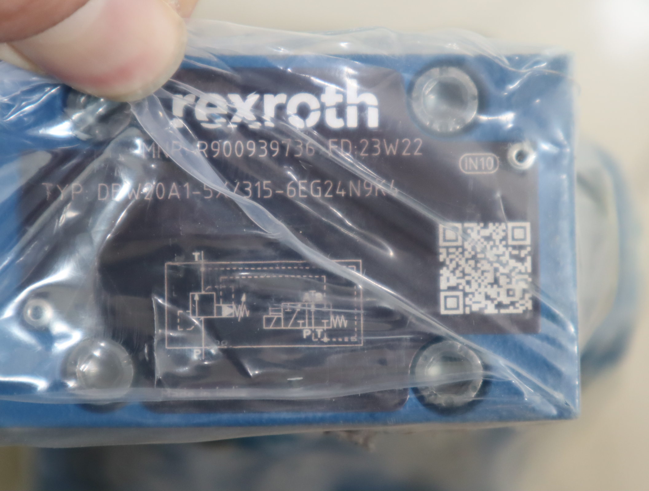 R900939736 DBW20A1-5X/315-6EG24N9K4 德国力士乐REXROTH溢流阀