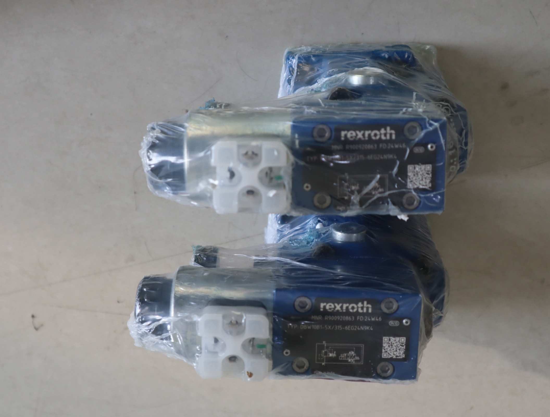 R900920863 DBW10B1-5X/315-6EG24N9K4 力士乐REXROTH阀