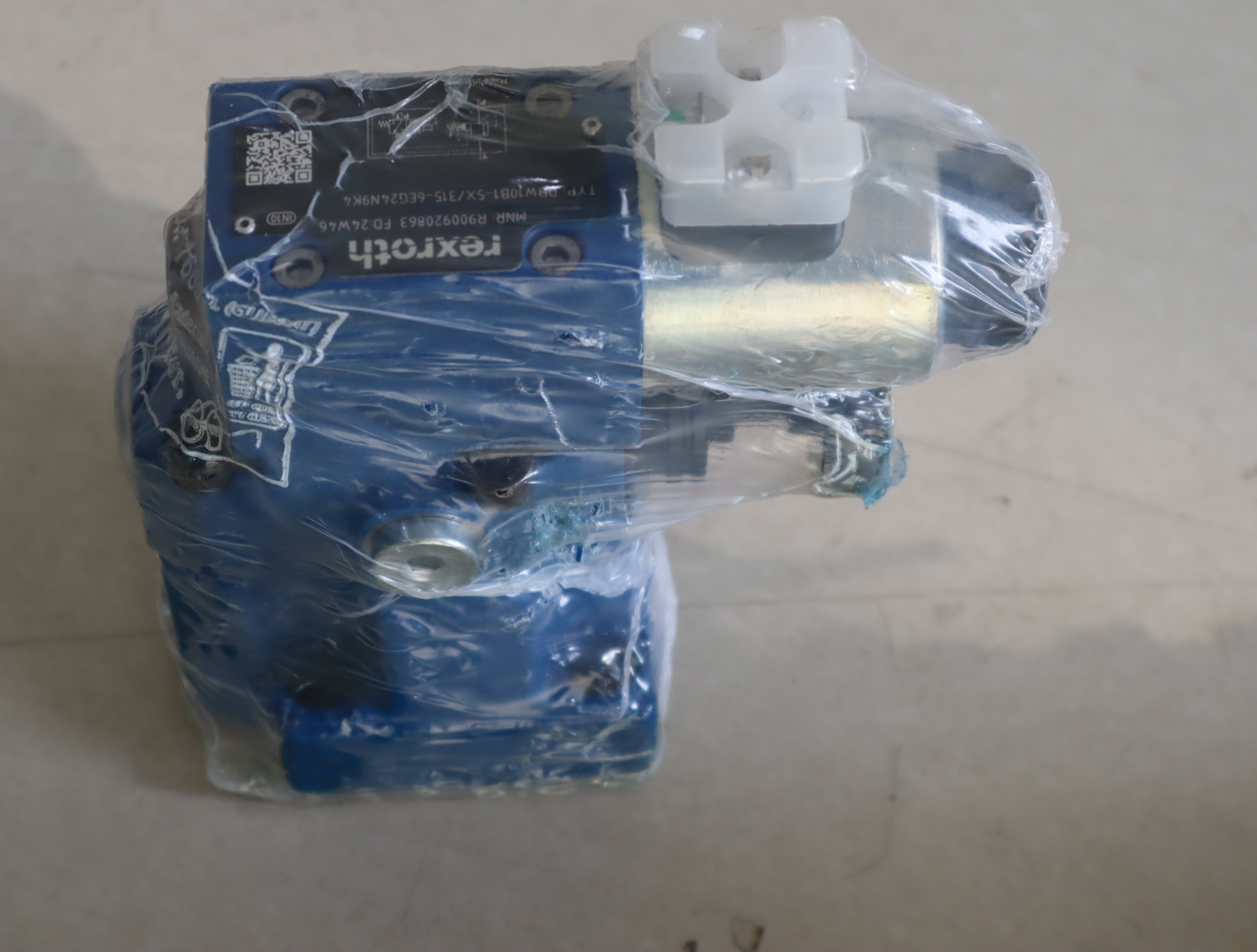 R900920863 DBW10B1-5X/315-6EG24N9K4 力士乐REXROTH阀