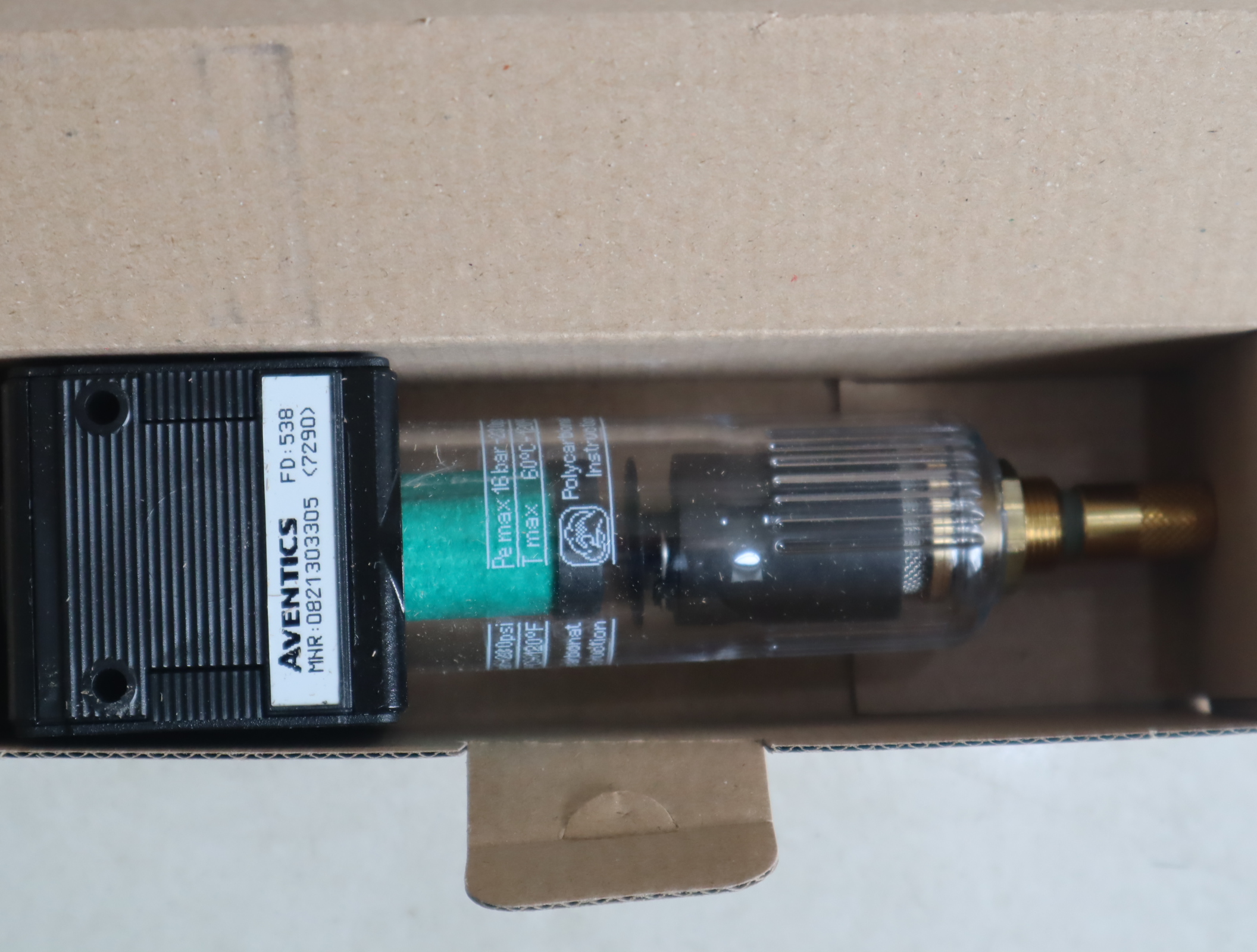 0821303305 德国安沃驰AVENTICS气动阀0821303305