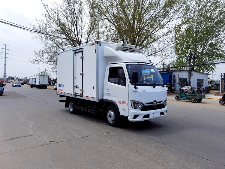 福田奥铃V卡3.7米冷藏车  物流冷链运输车