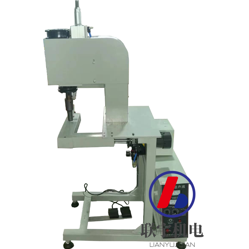 超声波袖筒缝合机 无线缝合焊接雨衣雨披缝合机 联宇工厂
