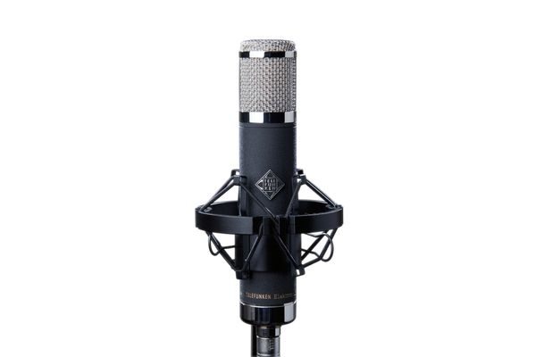 Telefunken AK-47 MKII 大振膜多指向电子管电容话筒