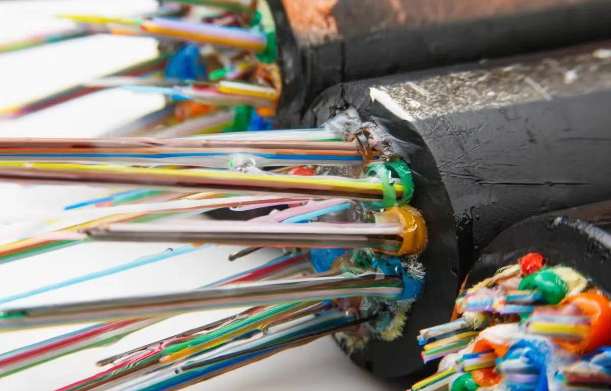 高柔性拖链专用屏蔽电缆HIFLEX CPZ-FD，有CE认证