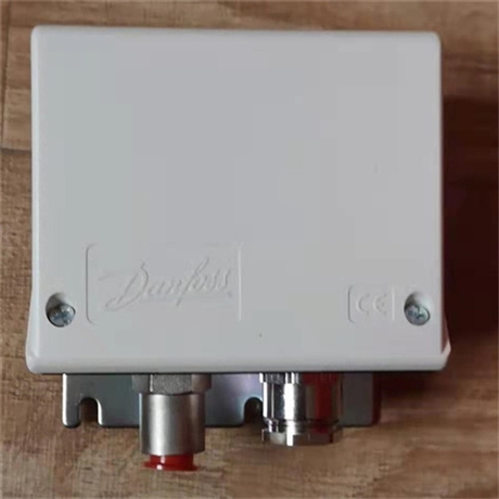 DANFOSS丹佛斯高压泵阀板180F4101