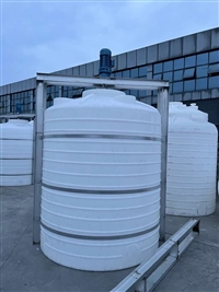 临沂供应加厚5吨工业级减水剂储罐塑料水塔PE牛筋料