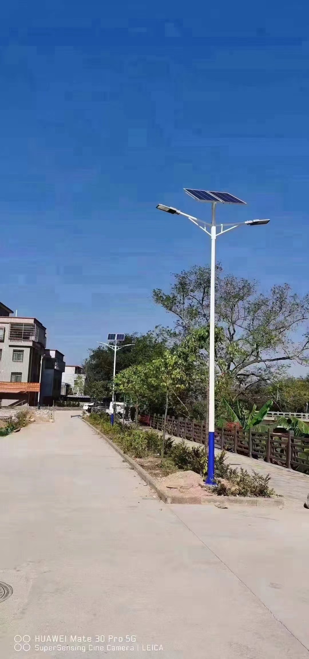 室外太阳能路灯厂家 小区别墅LED草坪景观灯 防水可定制