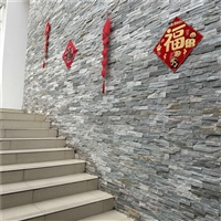 纹理古朴 灰色文化石电视背景墙 不规则碎拼石 古堡灰石材