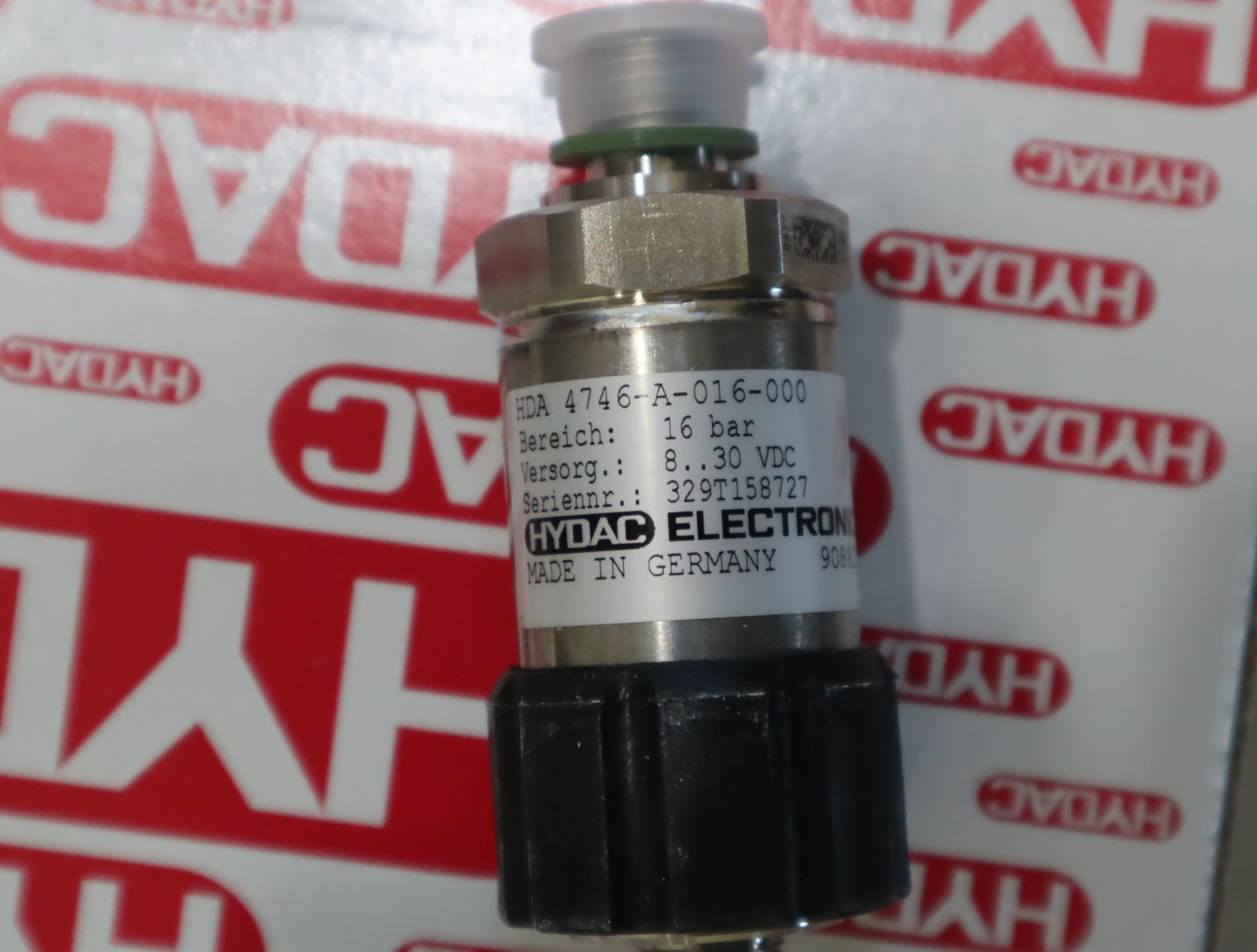 HDA4746-A-016-000 908821 德国贺德克HYDAC 压力温度传感器