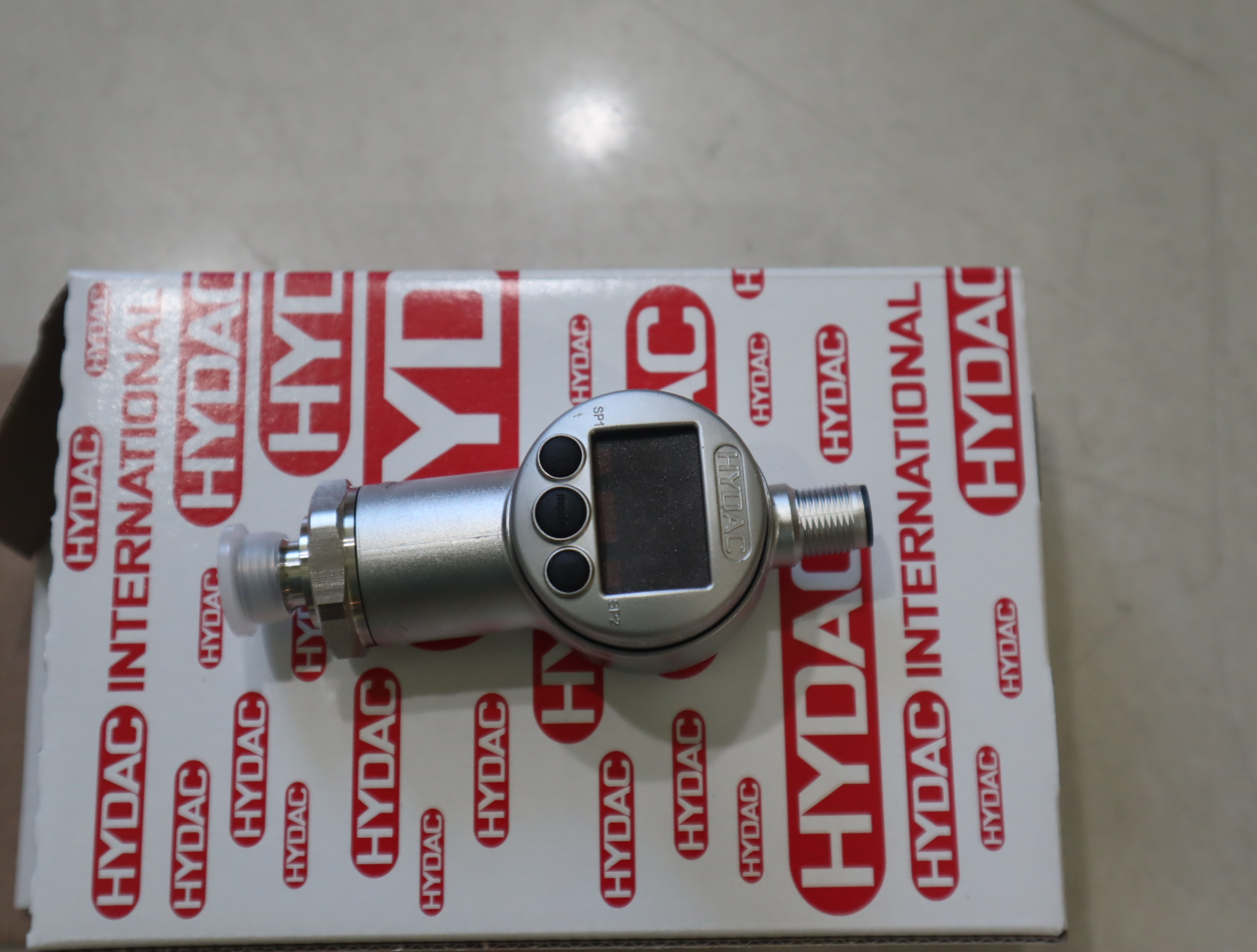 EDS3348-5-0016-000-F1 908176 德国贺德克HYDAC 压力温度传感器