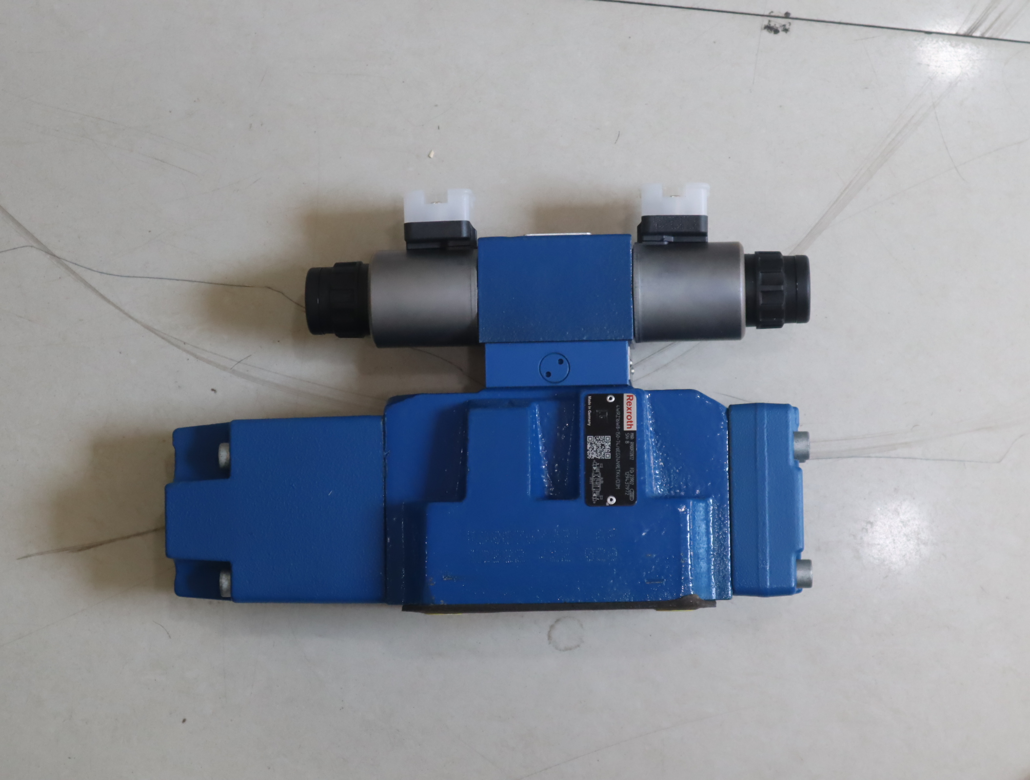 R900972872 4WRZ16W8-150-72/6EG24N9ETK4/D3M 力士乐REXROTH阀