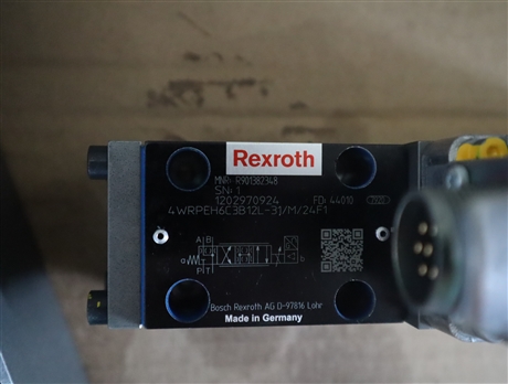R901382348 4WRPEH6C3B12L-31/M/24F1 德国力士乐REXROTH伺服阀