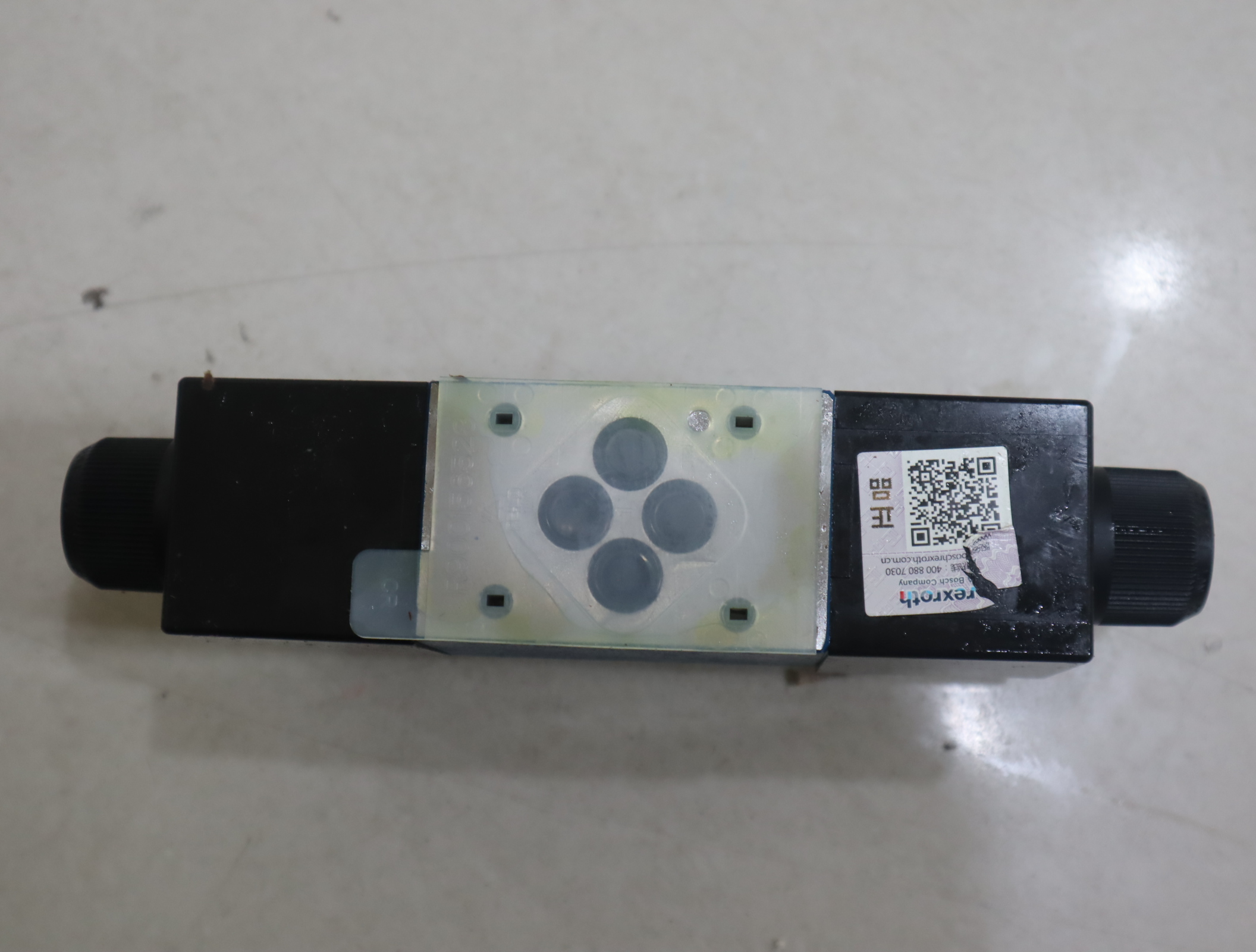 R900911762 4WE6J6X/EW230N9K4 德国力士乐REXROTH电磁阀