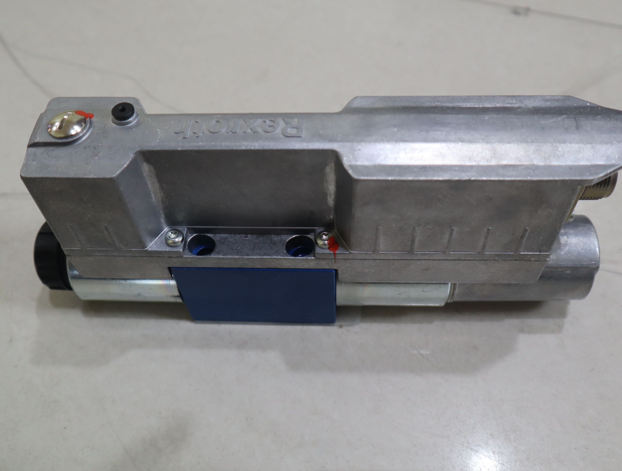 4WREE6E32-31/V/24A1 R901496430 德国力士乐REXROTH比例阀