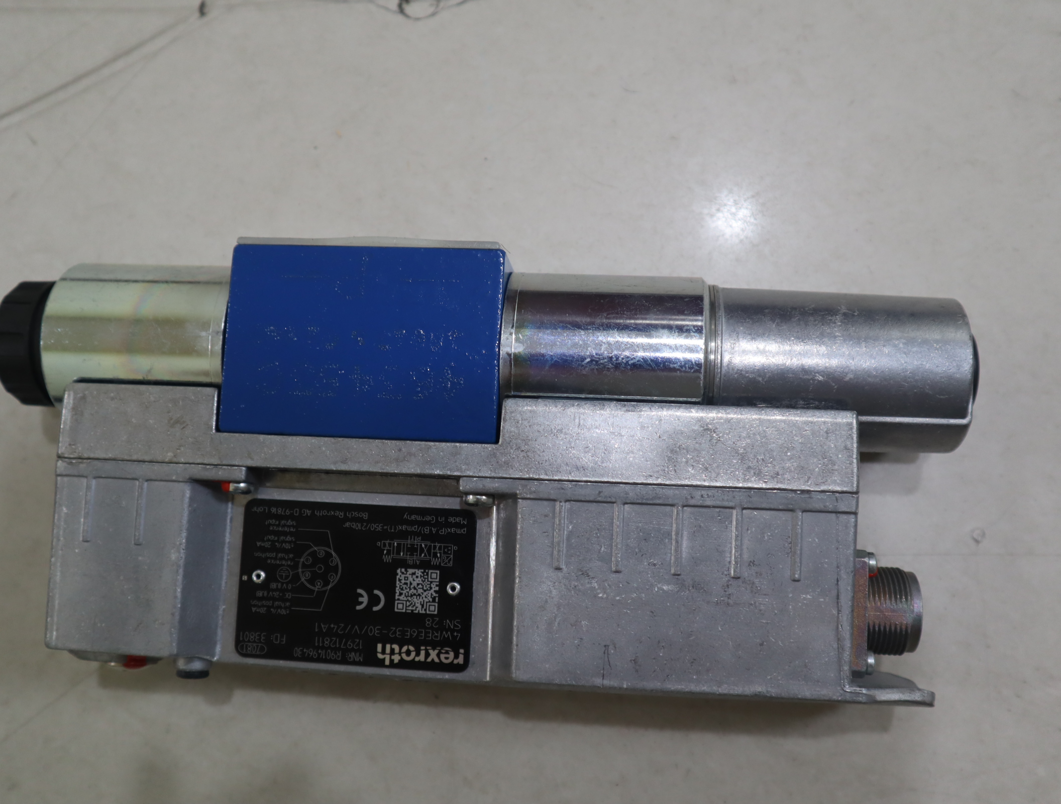 4WREE6E32-31/V/24A1 R901496430 德国力士乐REXROTH比例阀